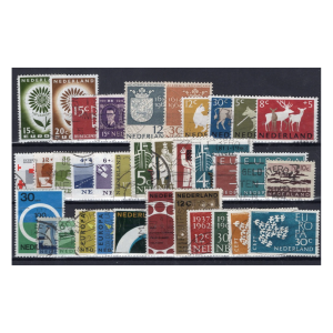 Pakiet Holandia 35 znaczków kasowane na czarnej karcie transportowe [31]