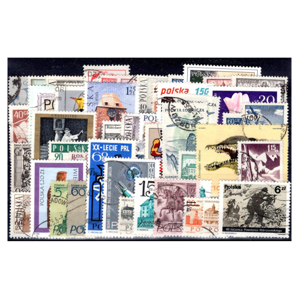 Pakiet znaczków polskich kasowanych na czarnej karcie transportowej [546]