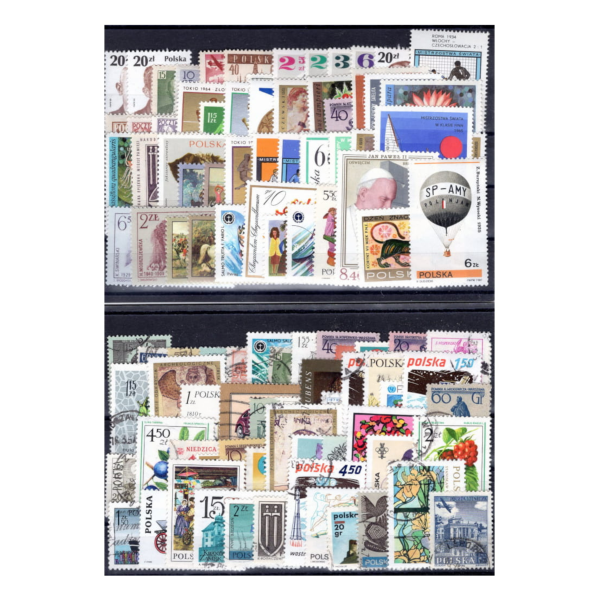 Pakiet znaczków polskich kasowanych na czarnej karcie transportowej [498]