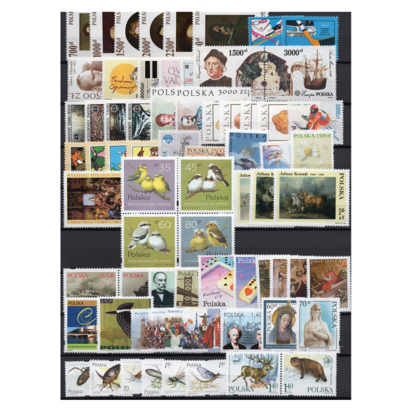 Pakiet znaczków polskich czyste  na czarnej karcie transportowej  [573]