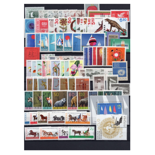 Pakiet znaczków polskich czyste  na czarnej karcie transportowej [564]