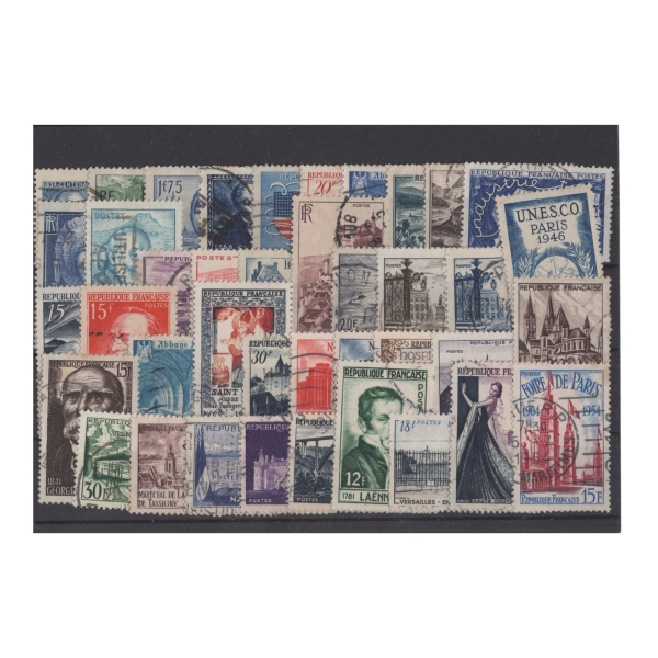 Pakiet Francja 40 znaczków kasowane na czarnej karcie [186]
