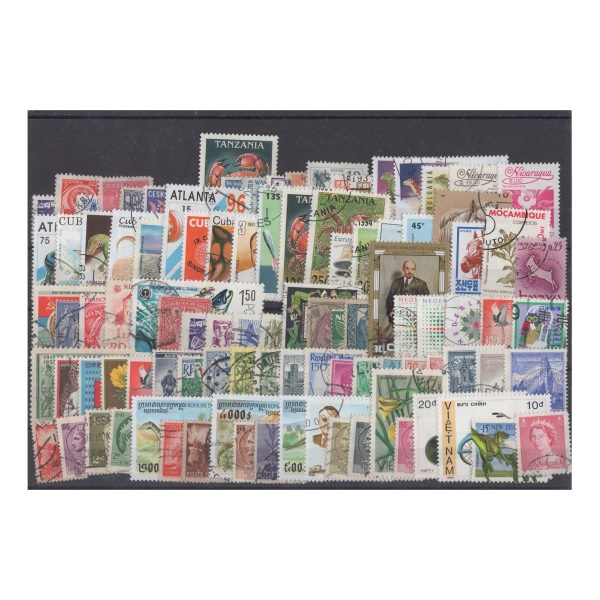 Pakiet Świat 95 znaczków kasowane na czarnej karcie [41]