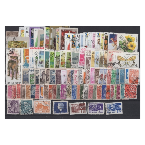 Pakiet Świat 100 znaczków kasowane na czarnej karcie [51]