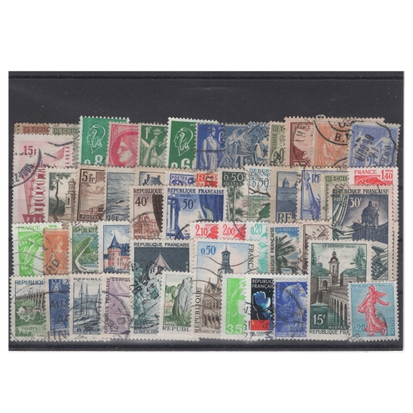 Pakiet Francja 50 znaczków kasowane na czarnej karcie transportowej [216]