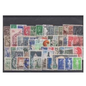 Pakiet Francja 50 znaczków kasowane na czarnej karcie transportowej [214]