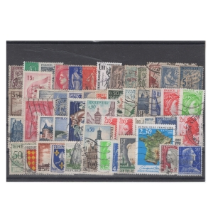 Pakiet Francja 50 znaczków kasowane na czarnej karcie transportowej [213]