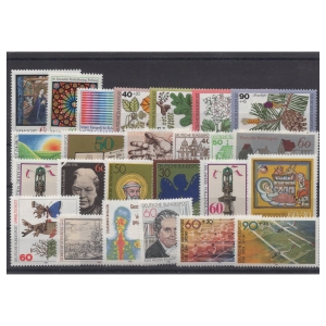 Pakiet RFN 25 znaczków kasowane na czarnej karcie transportowej [244]