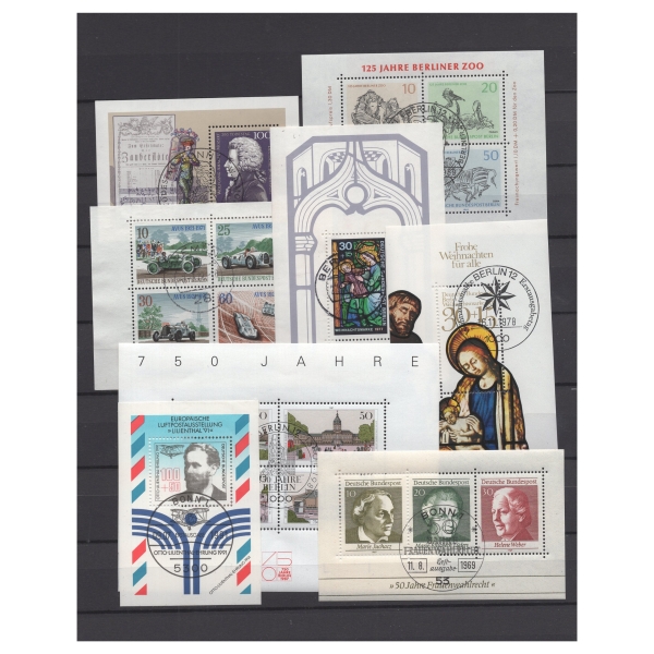 Pakiet Niemcy 8 bloków znaczków kasowane na czarnej karcie transportowej [9]