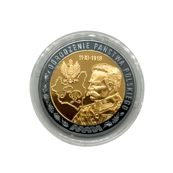 Medal pamiątkowy Odrodzenie Państwa Polskiego wybity w trzech kolorach srebra