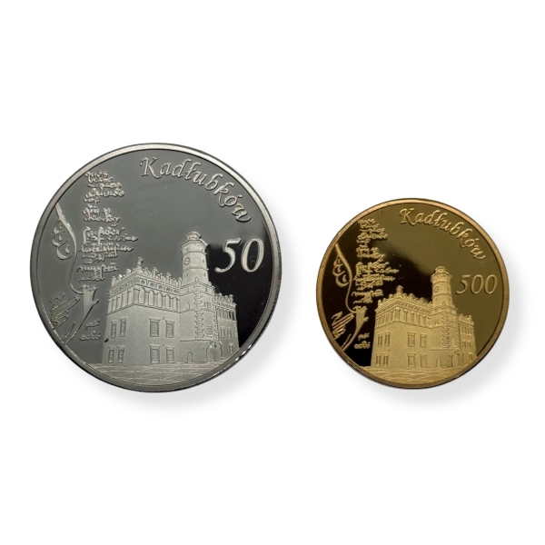 Medale pamiątkowe 50 i 500 kadłubków 2011 w eleganckim pudełku