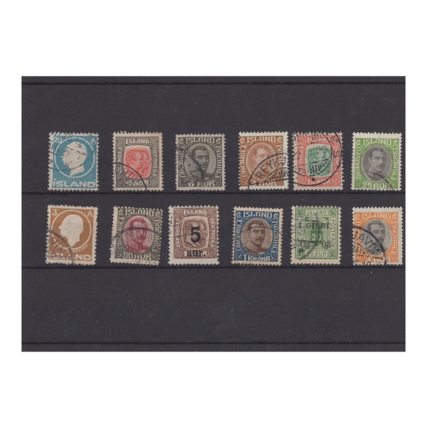 Pakiet Islandia 12 znaczków kasowane na czarnej karcie transportowej [37]