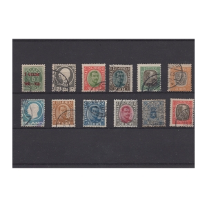 Pakiet Islandia 12 znaczków kasowane na czarnej karcie transportowej [38]