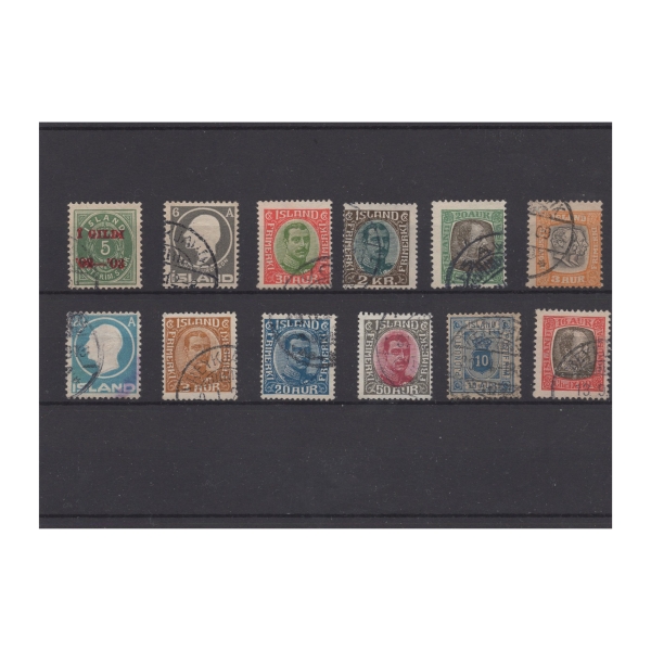 Pakiet Islandia 12 znaczków kasowane na czarnej karcie transportowej [38]