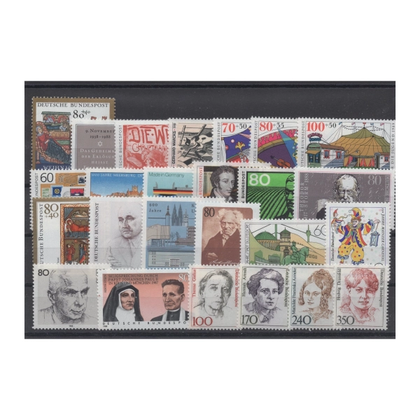 Pakiet RFN 25 znaczków czystych na czarnej karcie transportowej [274]