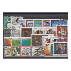 Pakiet RFN 25 znaczków czystych na czarnej karcie transportowej [283]