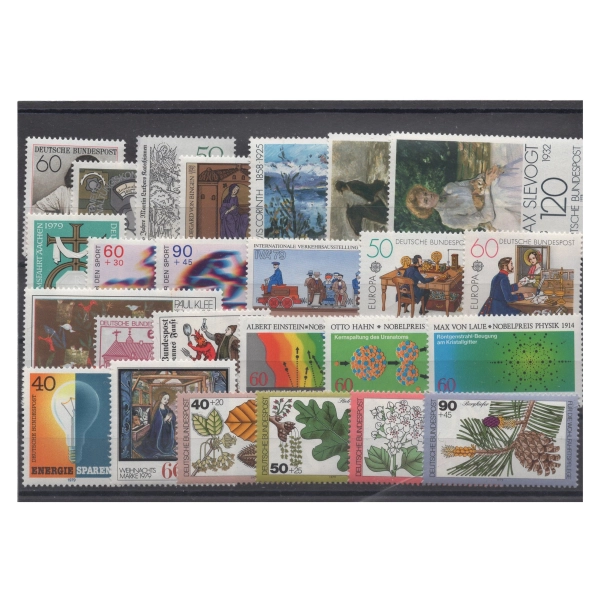 Pakiet RFN 25 znaczków czystych na czarnej karcie transportowej [284]