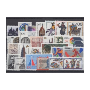 Pakiet RFN 25 znaczków czystych na czarnej karcie transportowej [293]