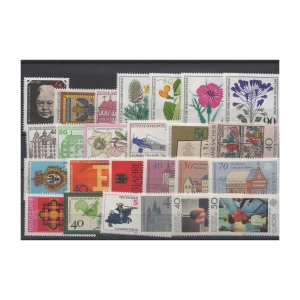 Pakiet RFN 25 znaczków czystych na czarnej karcie transportowej [290]