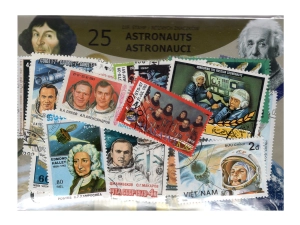 Pakiet 25 znaczków pocztowych - ASTRONAUCI